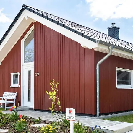 Beautiful Home In Krems Iiwarderbrueck With Sauna Feriehus